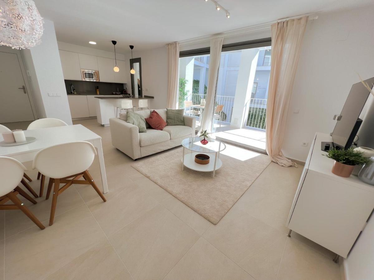Dora Maar Apartemen